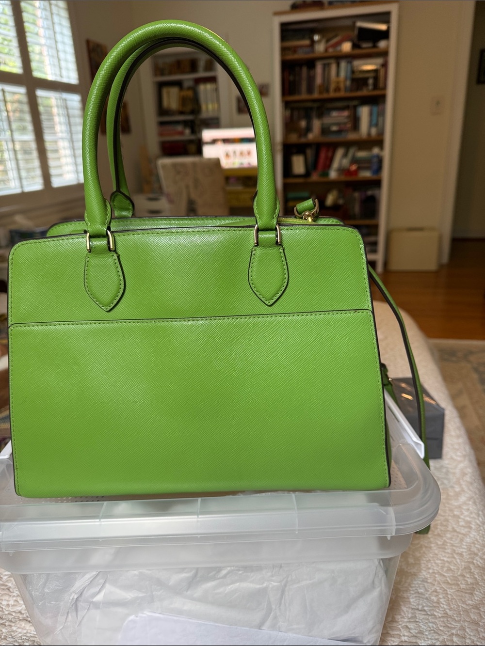 kate spade kelly green leather satchel with crossbody strap, new without tag - Picture 2 of 16